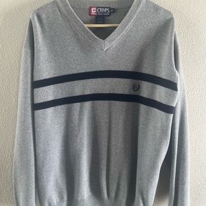 Men’s Chaps sweater. Size M. Gray/blue stripes.